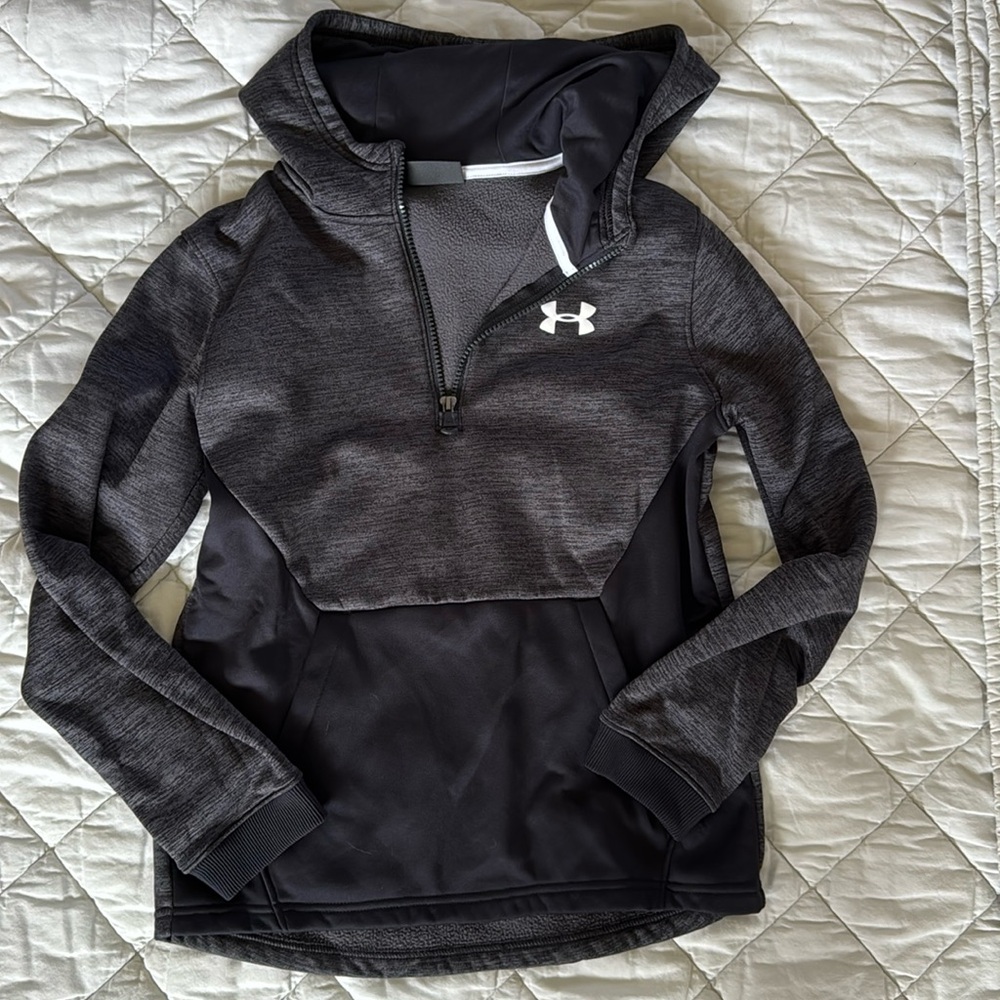 Under Armour Boys size L hooded fleece lined sweatshirt